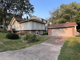 37 Saint George Place, Saint Louis, MO 63119