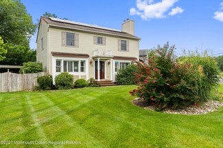 72 Bridgewaters Dr, Oceanport, NJ 07757