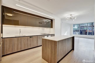 338 Main St Unit 9F, San Francisco, CA 94105