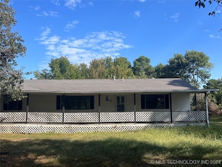 744 Harper Valley Rd, Kiowa, OK 74553