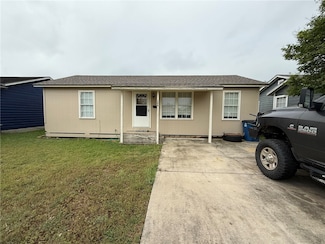 308 E 2nd St, Bishop, TX 78343