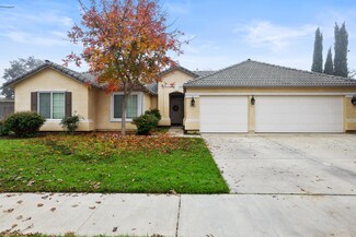 3401 W Newton Ct, Visalia, CA 93291