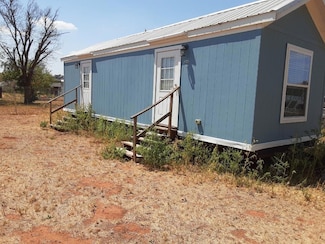 108 Yantis St, Sweetwater, TX 79556