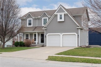 1201 NE Cardinal Dr, Lees Summit, MO 64064
