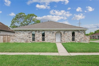 2228 Veronica Dr, Chalmette, LA 70043