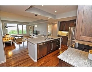 40 Nouvelle Way Unit 747, Natick, MA 01760