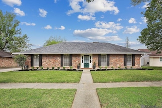 5272 Cherrywood Dr, Baton Rouge, LA 70809