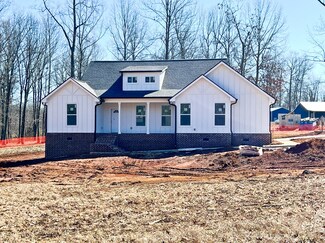 407 Spring Meadows Ln, Morrison, TN 37357