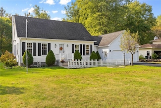 49 Taylor Ave, Waterloo, NY 13165