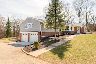 17565 West Ln, Brookfield, WI 53045