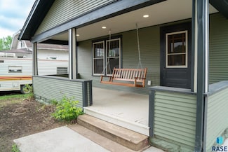 26007 482nd Ave, Brandon, SD 57005