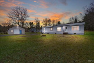 105 Dutch Rd, Central Square, NY 13036