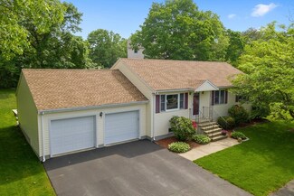 36 Sandra Rd, Peabody, MA 01960