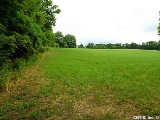 2165 Lawrence Rd, Marcellus, NY 13108