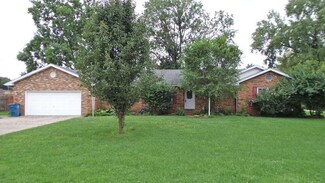 469 E Clauss Ave, Vincennes, IN 47591