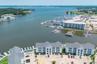 168 Lake Point Blvd Unit C202, Montgomery, TX 77356