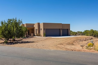 251 Diamond Tail Rd, Placitas, NM 87043