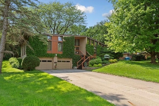 360 Thomas Ave, Owatonna, MN 55060