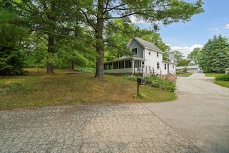 550 Howard Ave, Slinger, WI 53086
