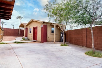 4123 E Darrow St, Phoenix, AZ 85042