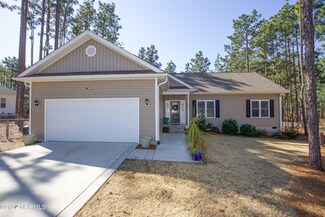 740 W Baltimore Ave, Pinebluff, NC 28373