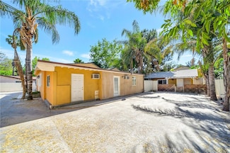 6929 Amigo Ave, Reseda, CA 91335