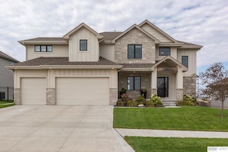18702 Grand Ave, Omaha, NE 68116