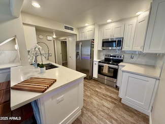 850 S River Dr Unit 1002, Tempe, AZ 85281