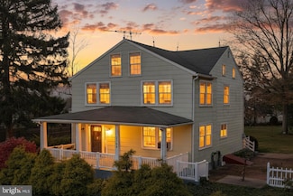 2709 Sunset Ln, York, PA 17408