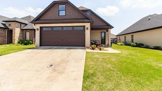 3444 Village Meadow Dr, Jonesboro, AR 72401