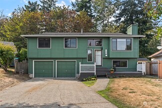 1205 S 236th Place, Des Moines, WA 98198