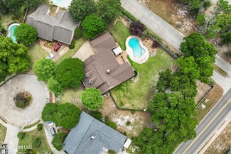 2593 Somerset Ct, Biloxi, MS 39531