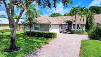 5361 Grande Palm Cir, Delray Beach, FL 33484