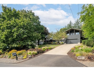 4045 SW Jerald Ct, Portland, OR 97221