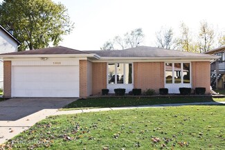 1805 W Pheasant Trail, Mount Prospect, IL 60056