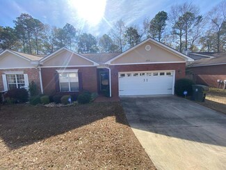 133 Candle Brook Dr, Dothan, AL 36303