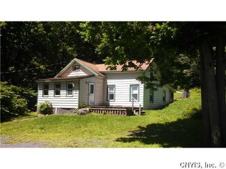 2655 Pleasant Valley Rd, Marcellus, NY 13108
