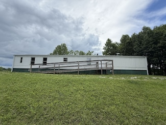 4154 Union Hill Moss Rd, Moss, TN 38575
