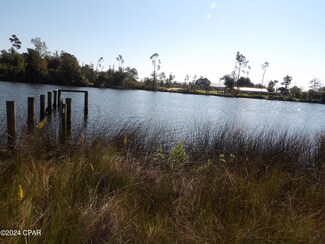 7242 Bay Crest Rd, Panama City, FL 32409