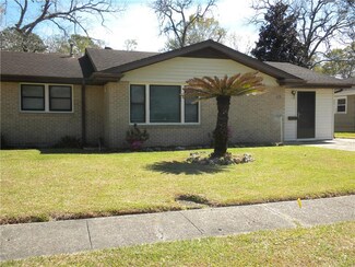 49 Hennessey Ct, New Orleans, LA 70123