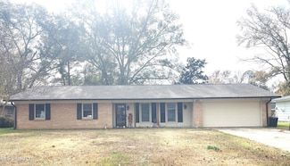 1827 Teakwood Dr, Jackson, MS 39212