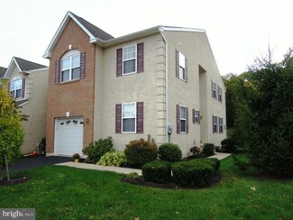 1023 Avondale Dr, Red Hill, PA 18076