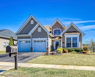 17 Starry Ln, Barnegat, NJ 08005