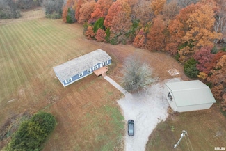 890 Gilead Church Rd, Vienna, IL 62995