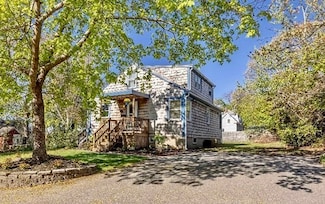 5 Lafayette Ave, Buzzards Bay, MA 02532