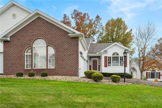 246 Cranberry Ct, Warren, OH 44483