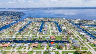 2851 SE 19th Place, Cape Coral, FL 33904
