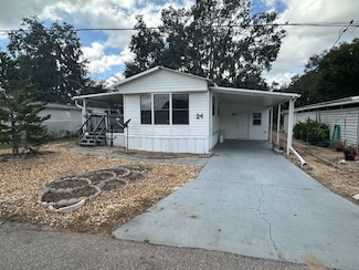 24 Holly Dr, Tavares, FL 32778