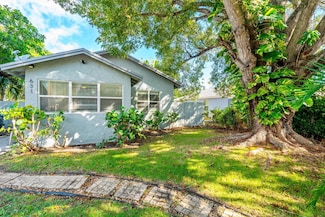 631 37th St, West Palm Beach, FL 33407
