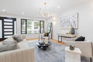 34 Madison St, Brooklyn, NY 11238